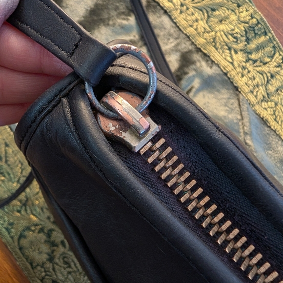 Vintage COACH Companion Bag Style #9300 Pre 1994 classic  - Picture 7 of 8